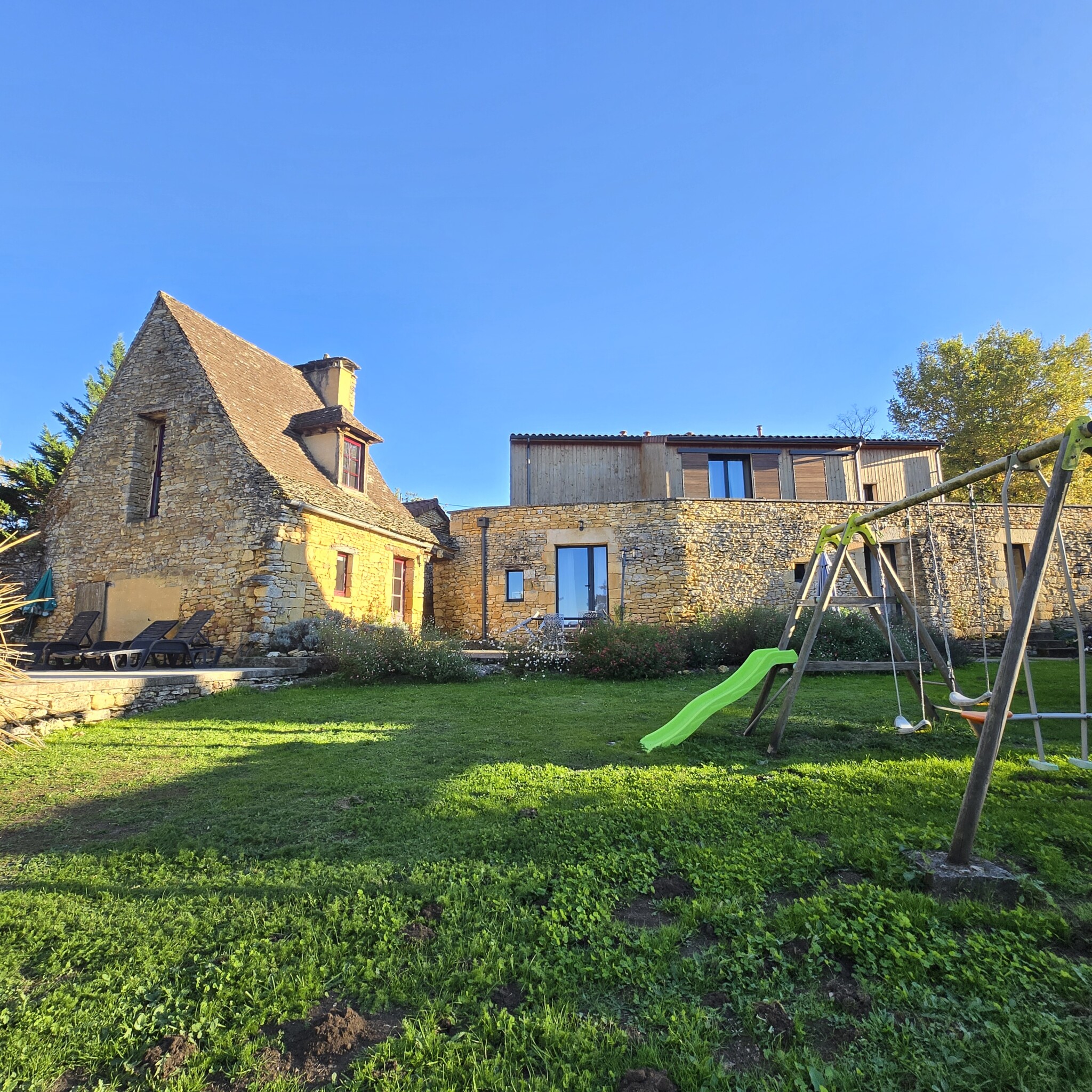 Domaine Les Combes Le Cosy 2/4 pers. Montignac Lascaux Piscine partagée à Montignac-Lascaux