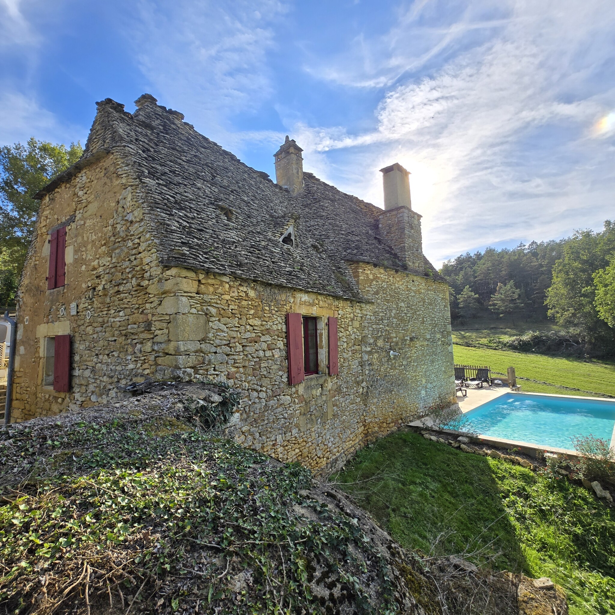 Domaine Les Combes La Vieille Maison 6 à 8 pers. Montignac Lascaux Piscine chauffée à Montignac-Lascaux